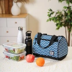 Brisby 4 Laags Geïsoleerde Koeltas - Lunchtas 10 Liter - Zigzag Blauw 15 Brisby 4 Laags Geïsoleerde Koeltas - Lunchtas 10 Liter - Zigzag Blauw -Outdoor Kampeerwinkel 1200x1200 1068
