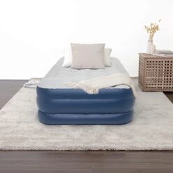 LifeGoods Luchtbed - 1 Persoons - Met Ingebouwde Pomp - Incl. Draagtas En Reparatiekit -Outdoor Kampeerwinkel 1200x1200 1394