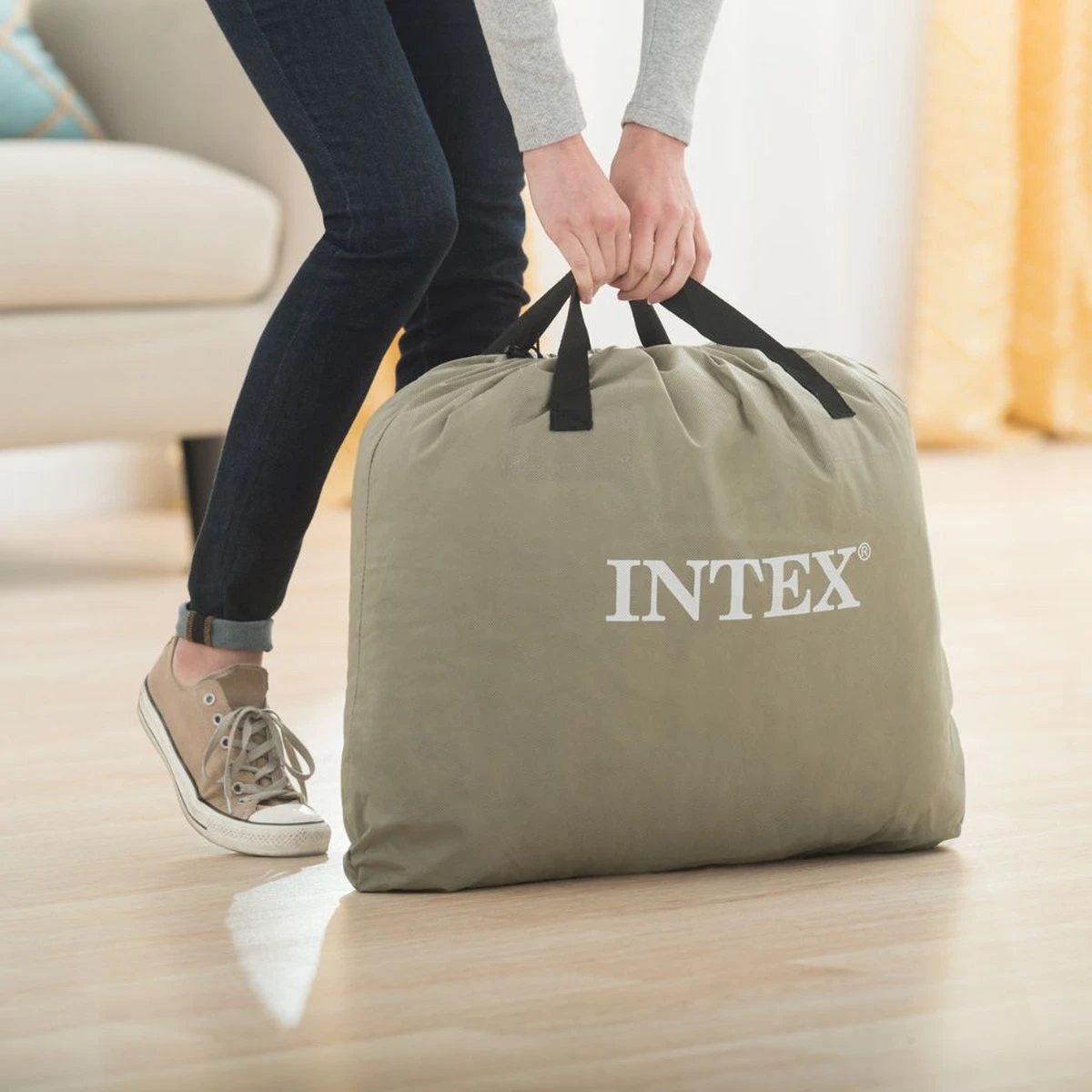 Intex Luchtbed - 1-Persoons - 99 X 191 X 42 Cm - Grijs - Met Pomp, Hoeslaken Zwart En Reparatieset 9 Intex Luchtbed - 1-Persoons - 99 X 191 X 42 Cm - Grijs - Met Pomp, Hoeslaken Zwart En Reparatieset - Afbeelding 7
