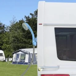 PROPLUS Campingdouche - Draagbare Doucheset - Oplaadbaar -Outdoor Kampeerwinkel 1200x1200 2030