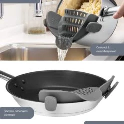 SensaHome- Siliconen Vergiet - Keuken Afgietdeksel - Afgiethulp - Siliconen - BPA Vrij - Grijs -Outdoor Kampeerwinkel 1200x1200 2116