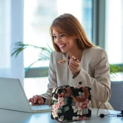 Brisby 4 Laags Geïsoleerde Koeltas - Lunchtas 4 Liter - Bloemetjes -Outdoor Kampeerwinkel 1200x1200 779