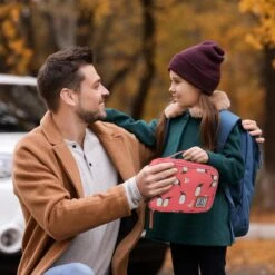 Brisby 4 Laags Geïsoleerde Koeltas - Lunchtas 1.5 Liter - Roze Pinguïn -Outdoor Kampeerwinkel 1200x1200 794