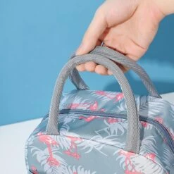 Koeltas - Lunchtas - Volwassenen En Kinderen - Compact & Handig: Zomer - Picknick -School - Lunch - Werk - Grijs Flamingo -Outdoor Kampeerwinkel 1200x1200 847