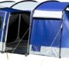 Skandika Montana 8 Sleeper Tent – Tunneltent – 8 Persoons Familietent - Campingtent – Sleeper Technology (2 Tot 4 Extra Donkere Slaapcabines) – Ingenaaide Tentvloer - Muggengaas – 700 X 310 X 200 Cm (LxBxH) – 5000mm Waterkolom – Kamperen – Blauw/wit -Outdoor Kampeerwinkel 1200x472