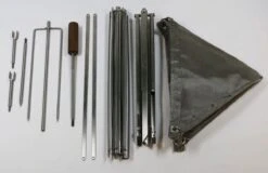 Firekorf + Grill + Spit : Opvouwbare Vuurkorf / Vuurschaal Met Rooster En Spit - Draagbare BBQ - Opbergtas - Kampeer Grill - Kookset -Outdoor Kampeerwinkel 1200x775 5