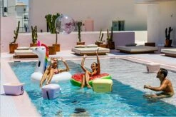 Merkloos Polarbox - Koelbox - Met Schouderband - Paars - 12 Liter - 40x26x(H)23cm -Outdoor Kampeerwinkel 1200x798 12