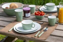 Bo-Camp Servies - Campingbord - 100% Melamine - 16-delig - Groen -Outdoor Kampeerwinkel 1200x799 108