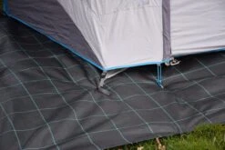 Campingdoek - Gronddoek - Worteldoek 5,25M X 8M Totaal 42M² + 15 GRATIS Grondpennen. Hoge Kwaliteit, Lucht En Water Doorlatend. -Outdoor Kampeerwinkel 1200x800 236