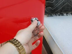 AXI Retro Cooler Rood - Koeler Met Wielen - 76L Inhoud - Koelbox Met Aftapkraan -Outdoor Kampeerwinkel 1200x900 17