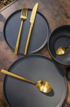 Bo-Camp Industrial - Servies - Patom - 100% Melamine - 16-Delig Servies 11 Bo-Camp Industrial - Servies - Patom - 100% Melamine - 16-Delig Servies -Outdoor Kampeerwinkel 795x1200 2