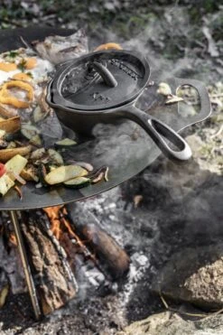 Petromax KR1 Gietijzeren Steelpan Met Deksel (1 Liter) -Outdoor Kampeerwinkel 799x1200 14