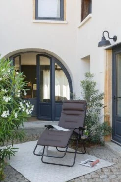 Lafuma RSX Clip Air Comfort - Relaxstoel - Verstelbaar - Inklapbaar- Zero Gravity - Taupe -Outdoor Kampeerwinkel 800x1200 19